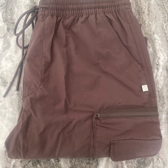 NWT🎁🎄Urban Outfitters Large Jogger Pants - Never worn - with tags - Picture 7 of 13